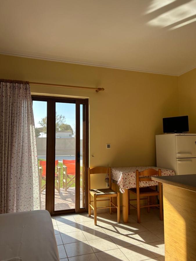 Dimitra Rooms Lefkada City Екстер'єр фото
