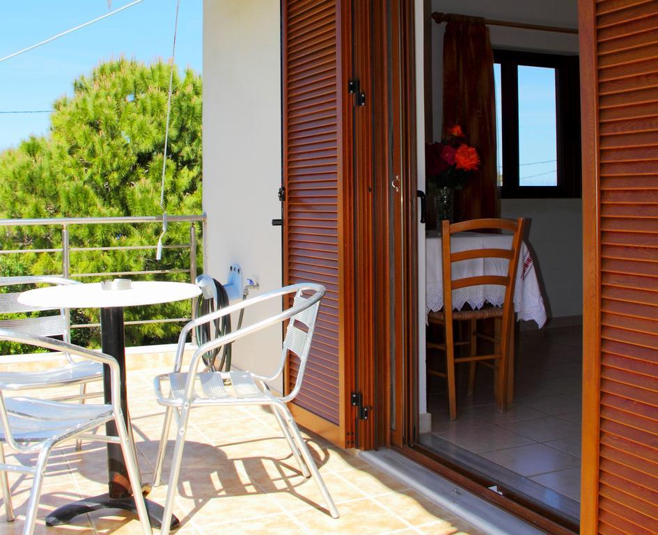 Dimitra Rooms Lefkada City Екстер'єр фото